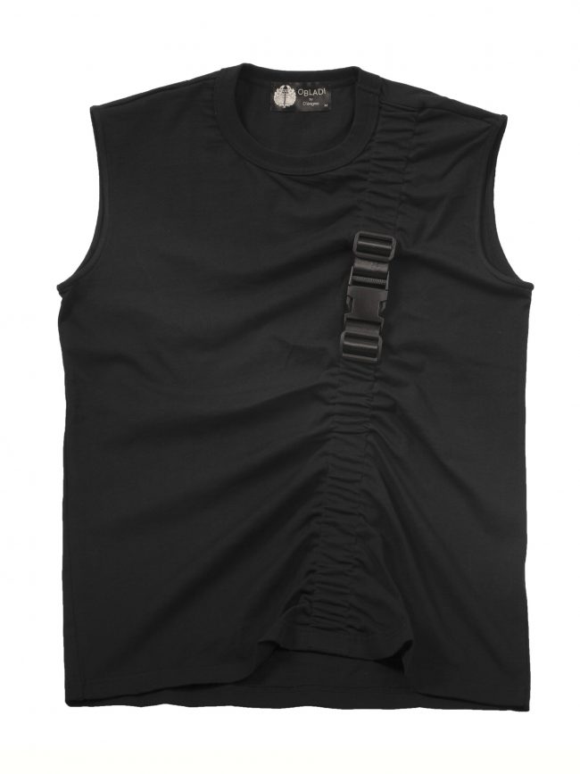 Sleeveless gathered buckle t-Shirt